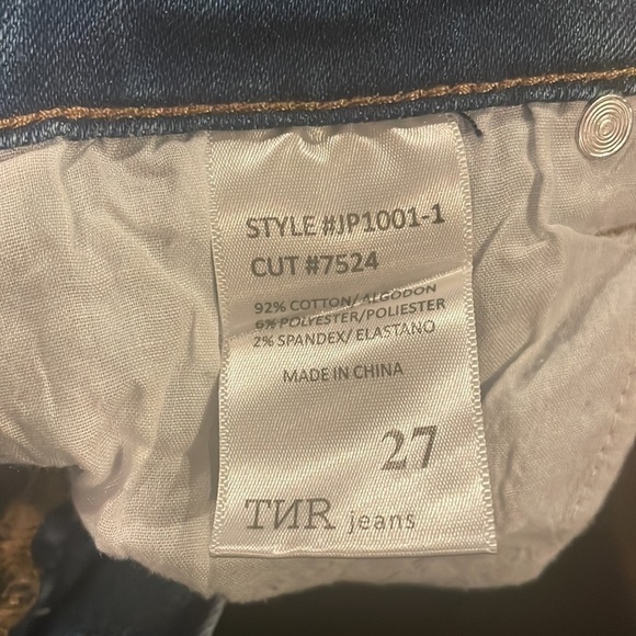 TNR Distressed denim jeans, size 27 - Picture 8 of 8